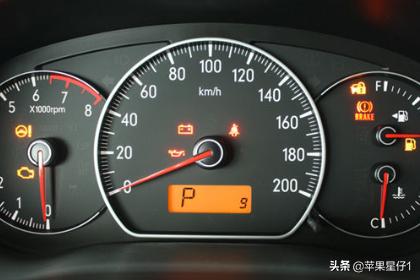 汽车仪表盘指示灯（汽车仪表盘指示灯标识牌）