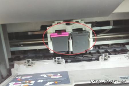 惠普打印机怎么换墨盒（惠普打印机怎么换墨盒加墨）